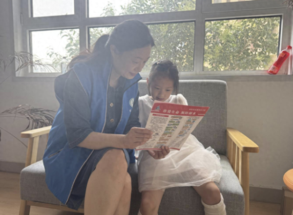 长线配资炒股 吴泰闸社区开展“溺水无情 防范先行”志愿服务活动